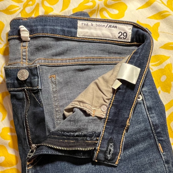 👖 RAG & BONE Blue Distressed Vashon Skinny Jeans Size 29. EUC - Picture 5 of 13